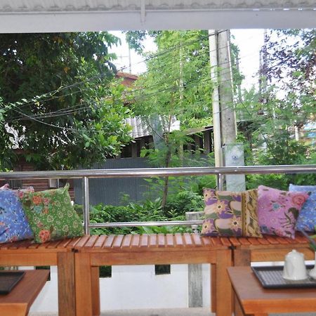 Andaman Legacy Guest House Krabi town Extérieur photo
