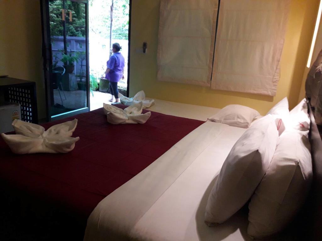 Andaman Legacy Guest House Krabi town Extérieur photo