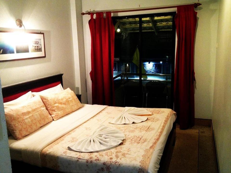 Andaman Legacy Guest House Krabi town Chambre photo