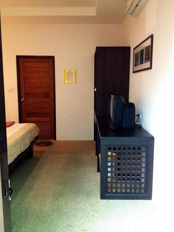 Andaman Legacy Guest House Krabi town Chambre photo
