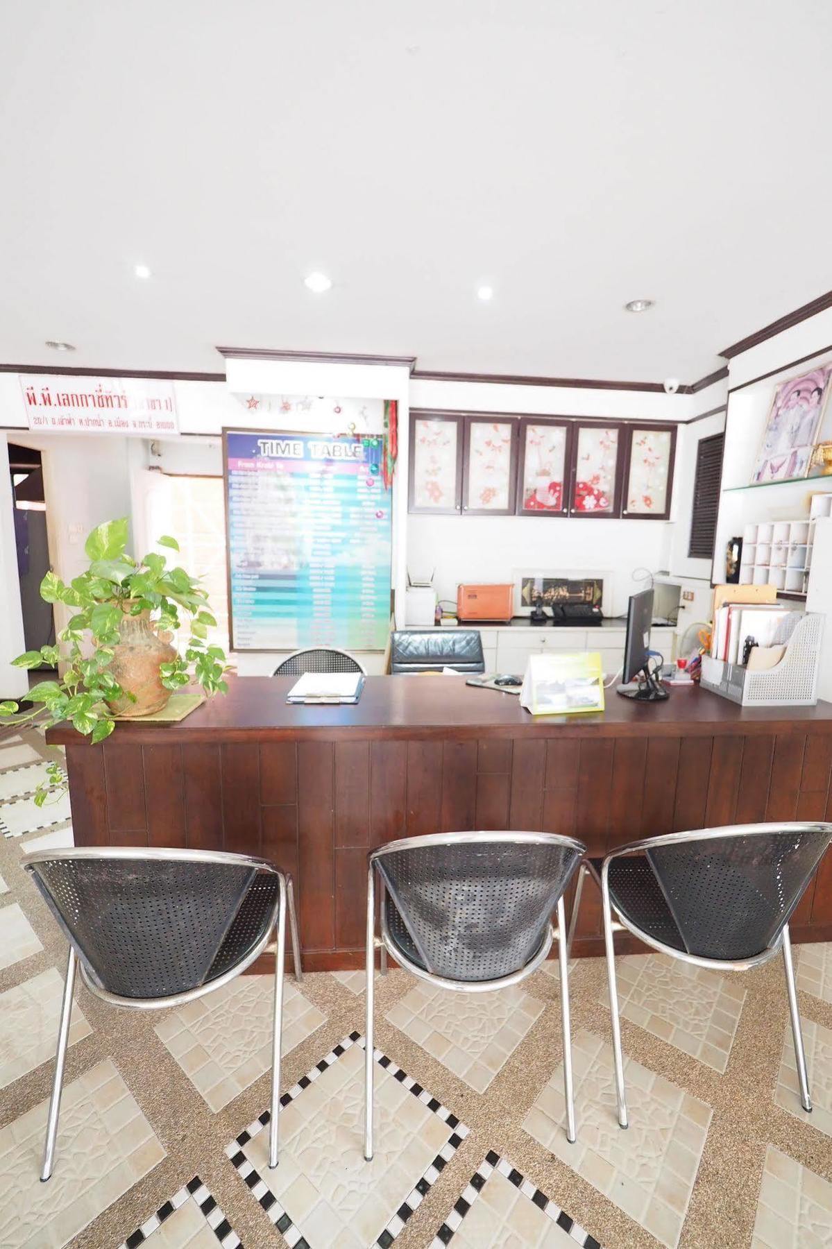 Andaman Legacy Guest House Krabi town Extérieur photo
