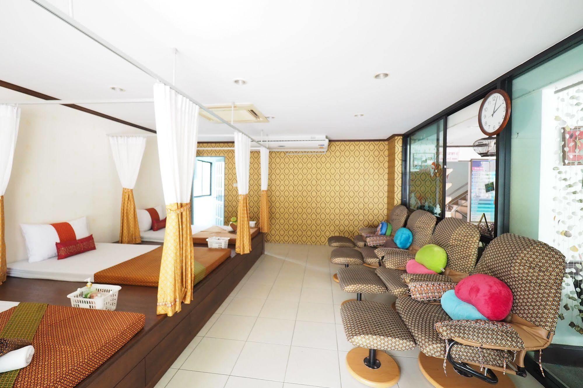 Andaman Legacy Guest House Krabi town Extérieur photo