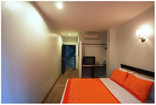 Andaman Legacy Guest House Krabi town Chambre photo